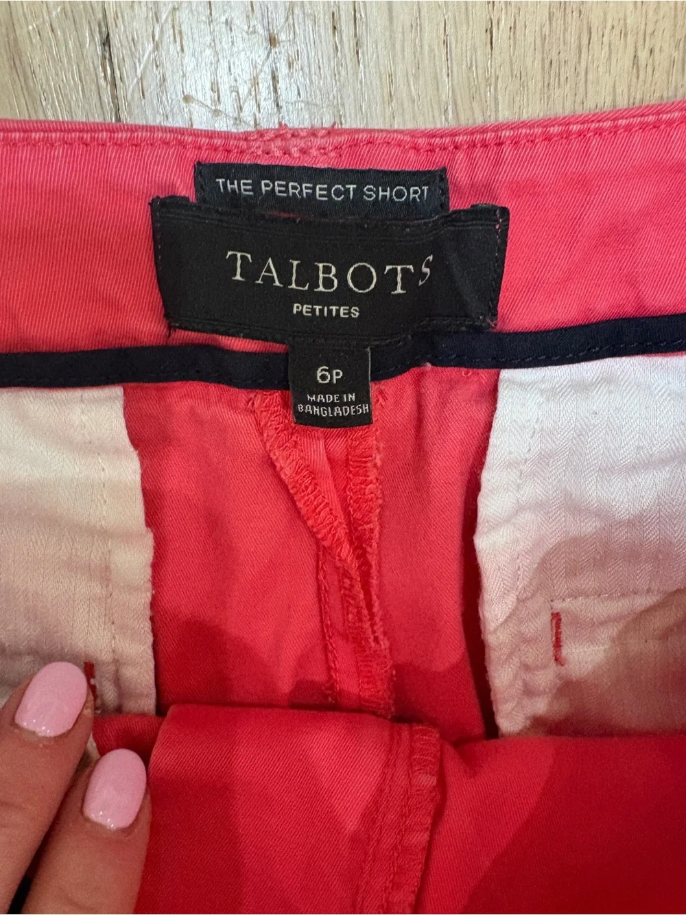 Talbots The Perfect Short Bright Pink Bermuda Shorts 9” Inseam Petite Size 6P